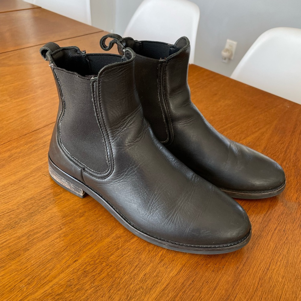 Thursday Boot Co. Duchess boots black